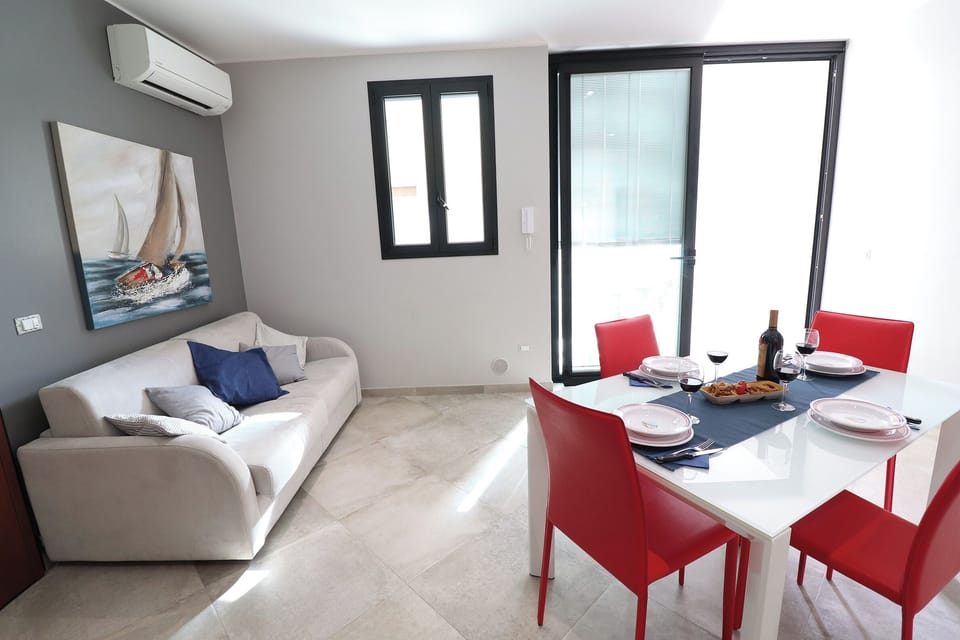 House, 1 Bedroom, Balcony, City View | 1 bedroom