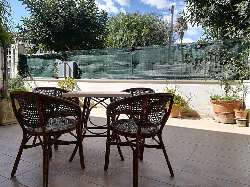 House, 2 Bedrooms, Balcony, Garden View | Outdoor dining