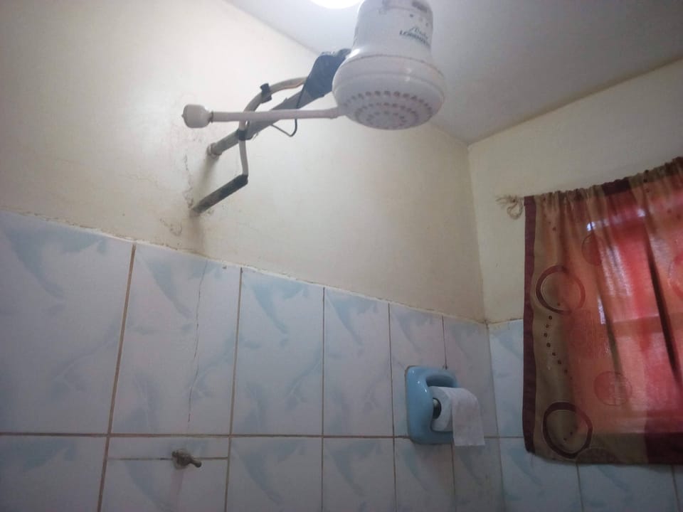 Double Room | Bathroom shower