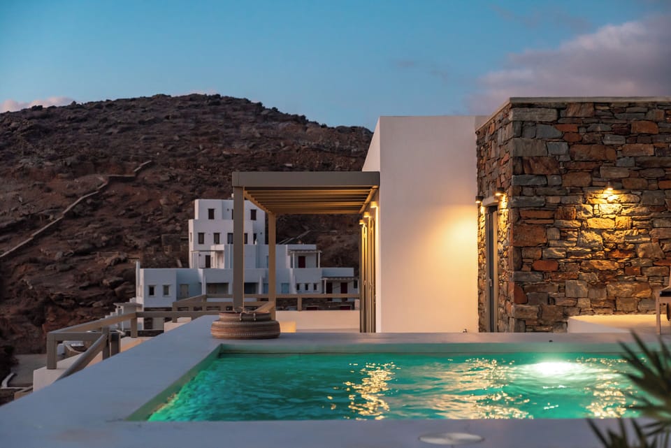 Private pool