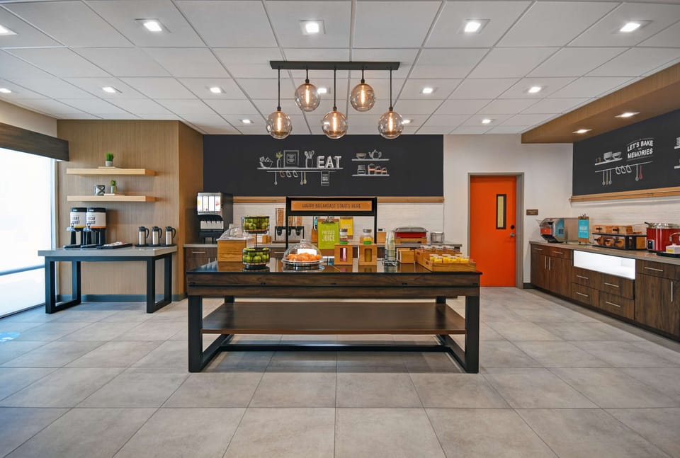 Free daily full breakfast
