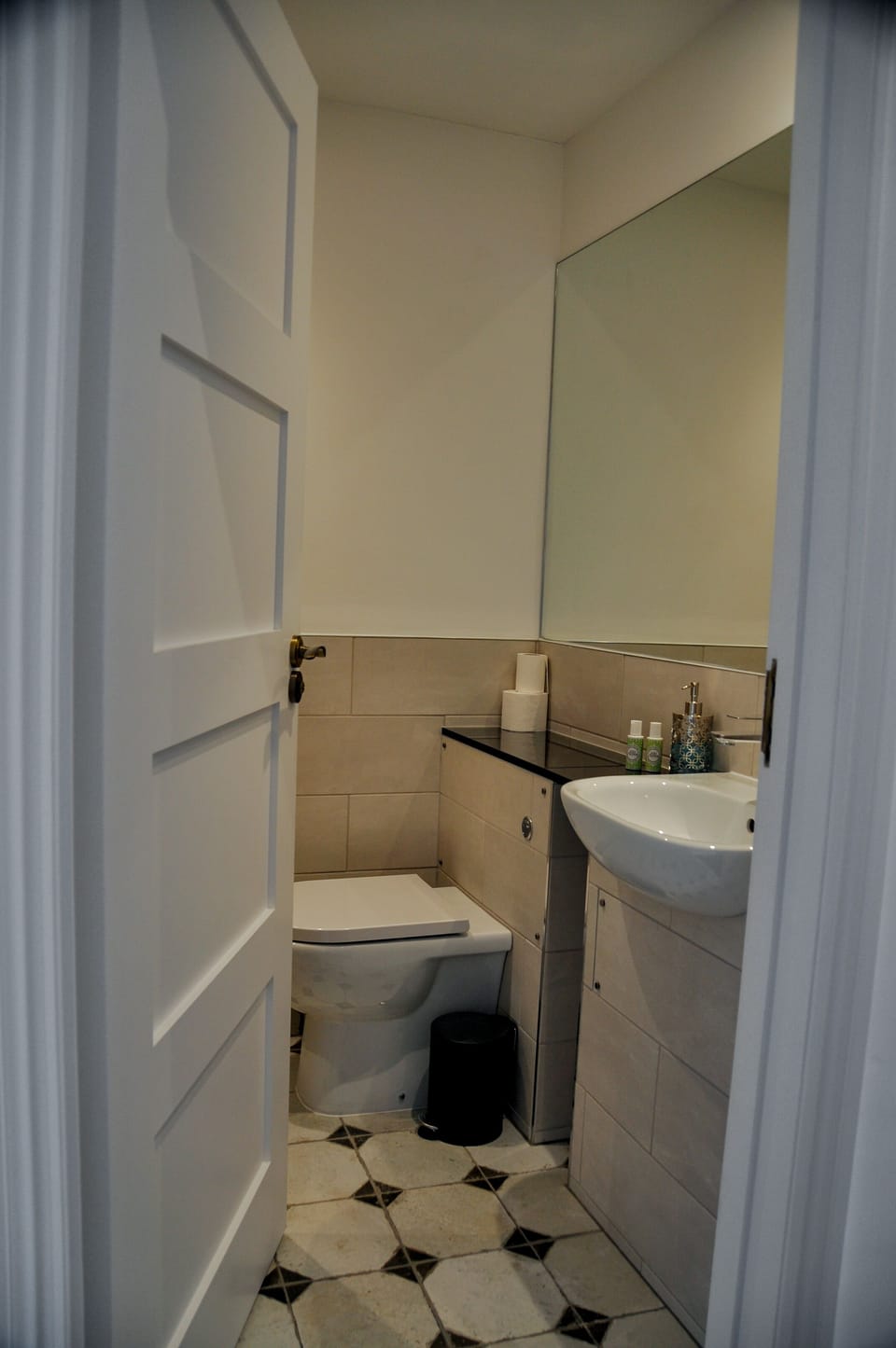 Upstairs at 33 Bed and Breakfast in Worcester