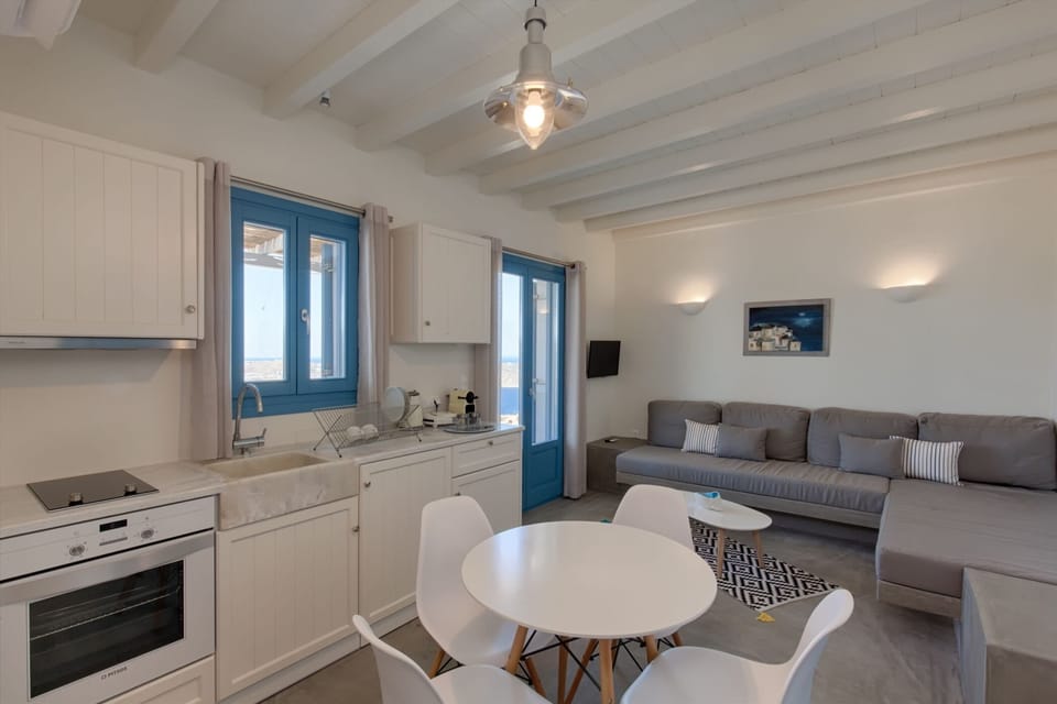 Family Apartment | Living area | Flat-screen TV