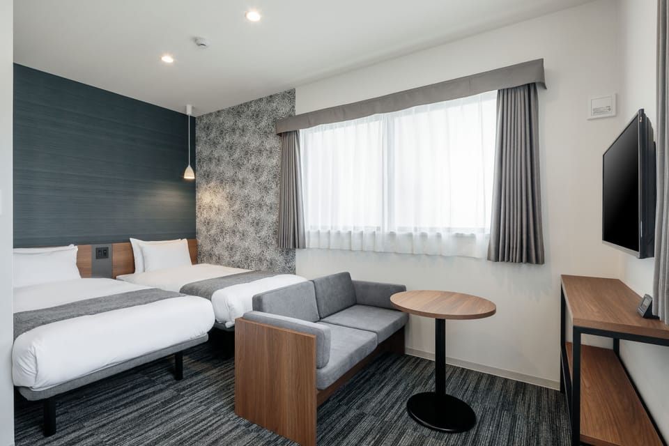 Superior Twin Room | Iron/ironing board, free WiFi, bed sheets