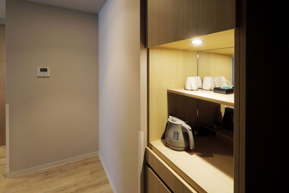 Twin Room, Non Smoking | Iron/ironing board, free WiFi, bed sheets