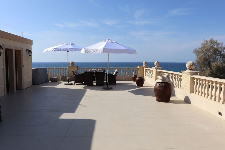 Villa (5 Bedrooms) | Property amenity