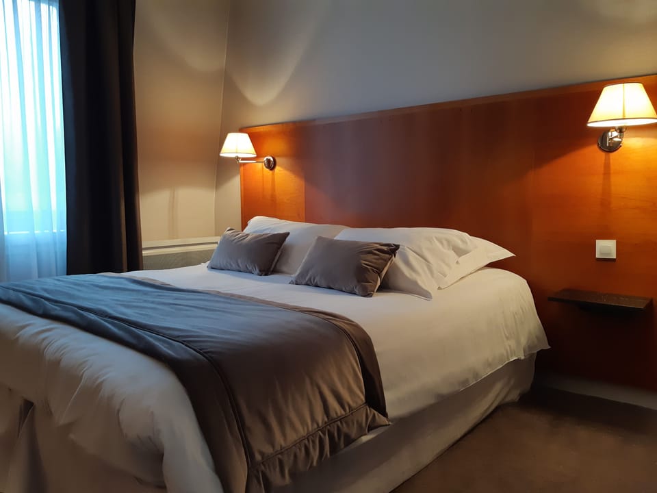 1 bedroom, premium bedding, individually decorated