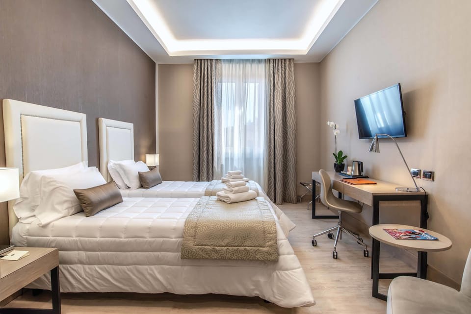 Deluxe Double or Twin Room | Premium bedding, minibar, in-room safe, desk
