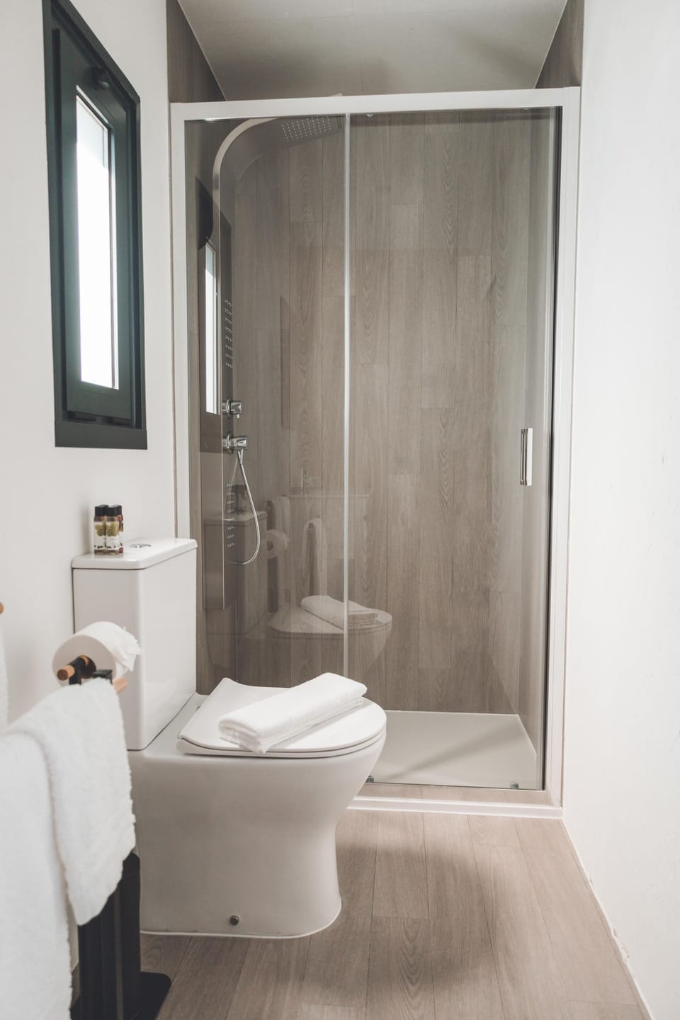 Suite, Mountain View | Bathroom | Shower, hair dryer, towels, soap