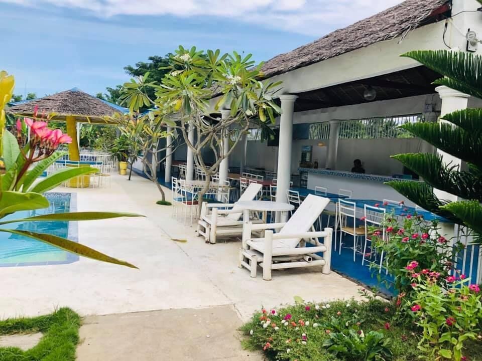 Sweet Water Resort Hotel in Central Visayas