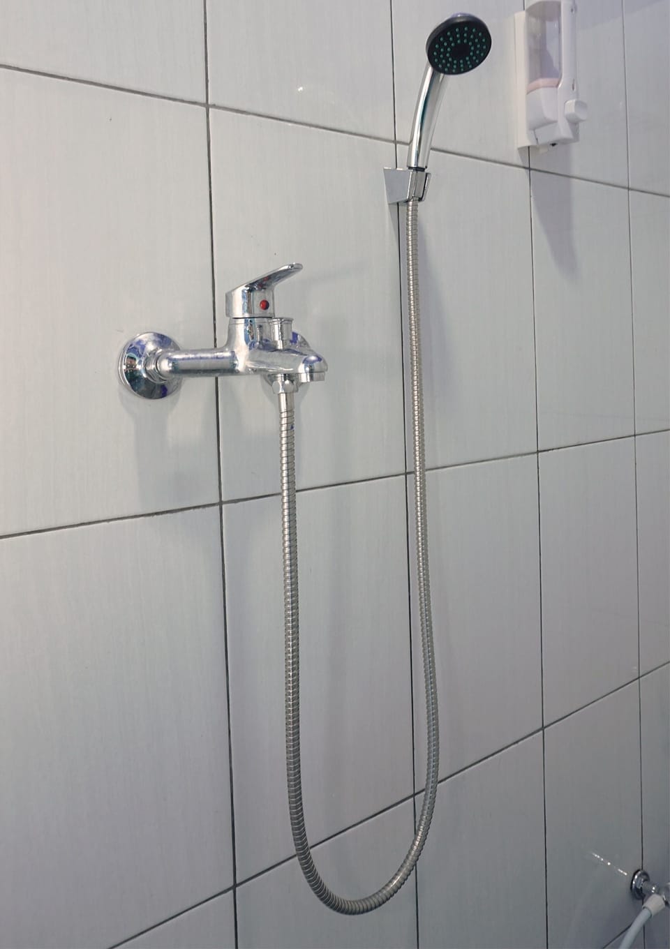 Standard Double Room | Bathroom | Shower, towels