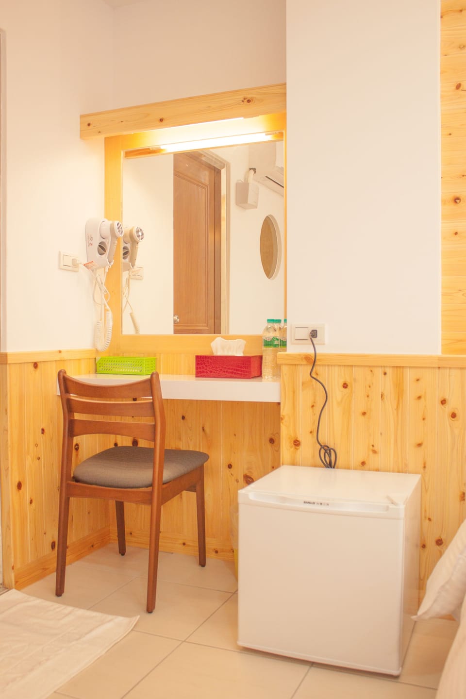 Quadruple Room (A) | In-room dining