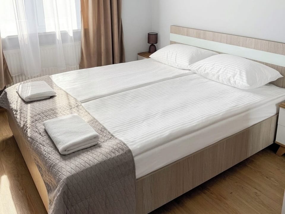 Comfort Double Room | Desk, laptop workspace, free WiFi