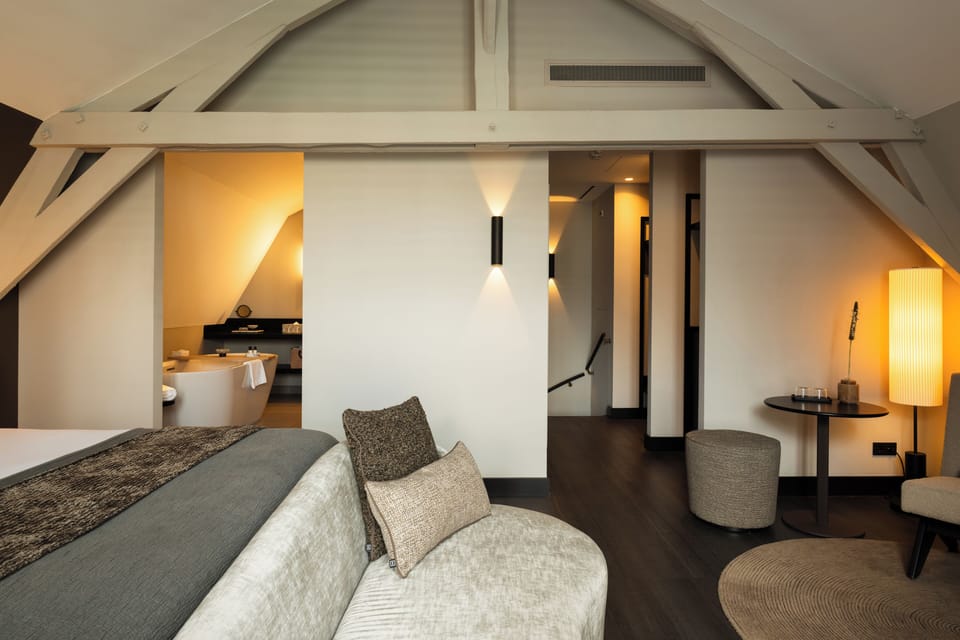 Jean Suite | Premium bedding, minibar, in-room safe, desk
