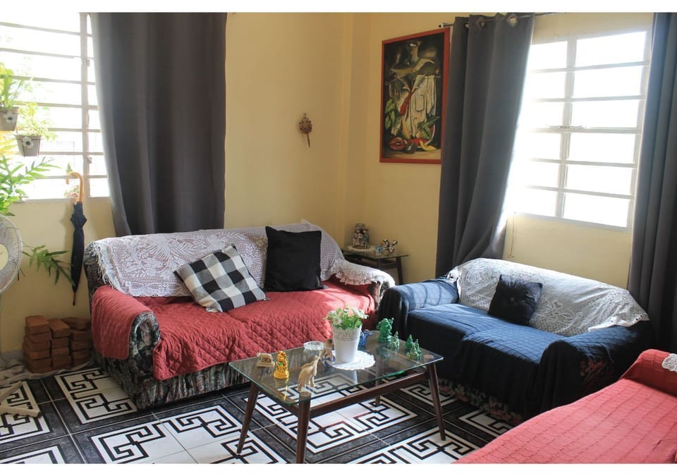 Casa Lourdes VEDADO Bed and Breakfast in La Habana Province