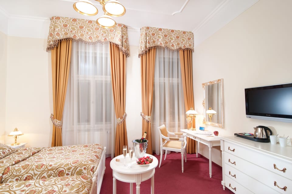 Minibar, in-room safe, desk, blackout drapes