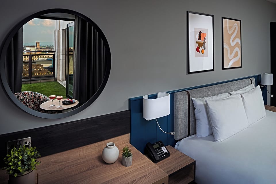 In-room safe, desk, iron/ironing board, free WiFi