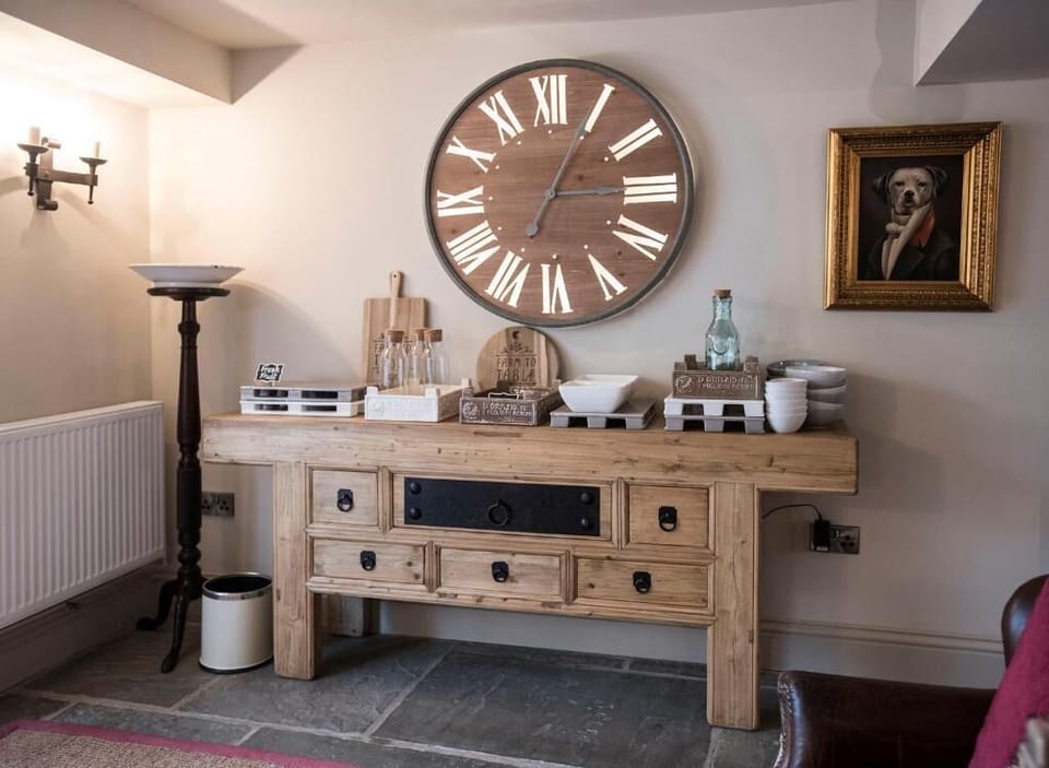 Free daily full breakfast