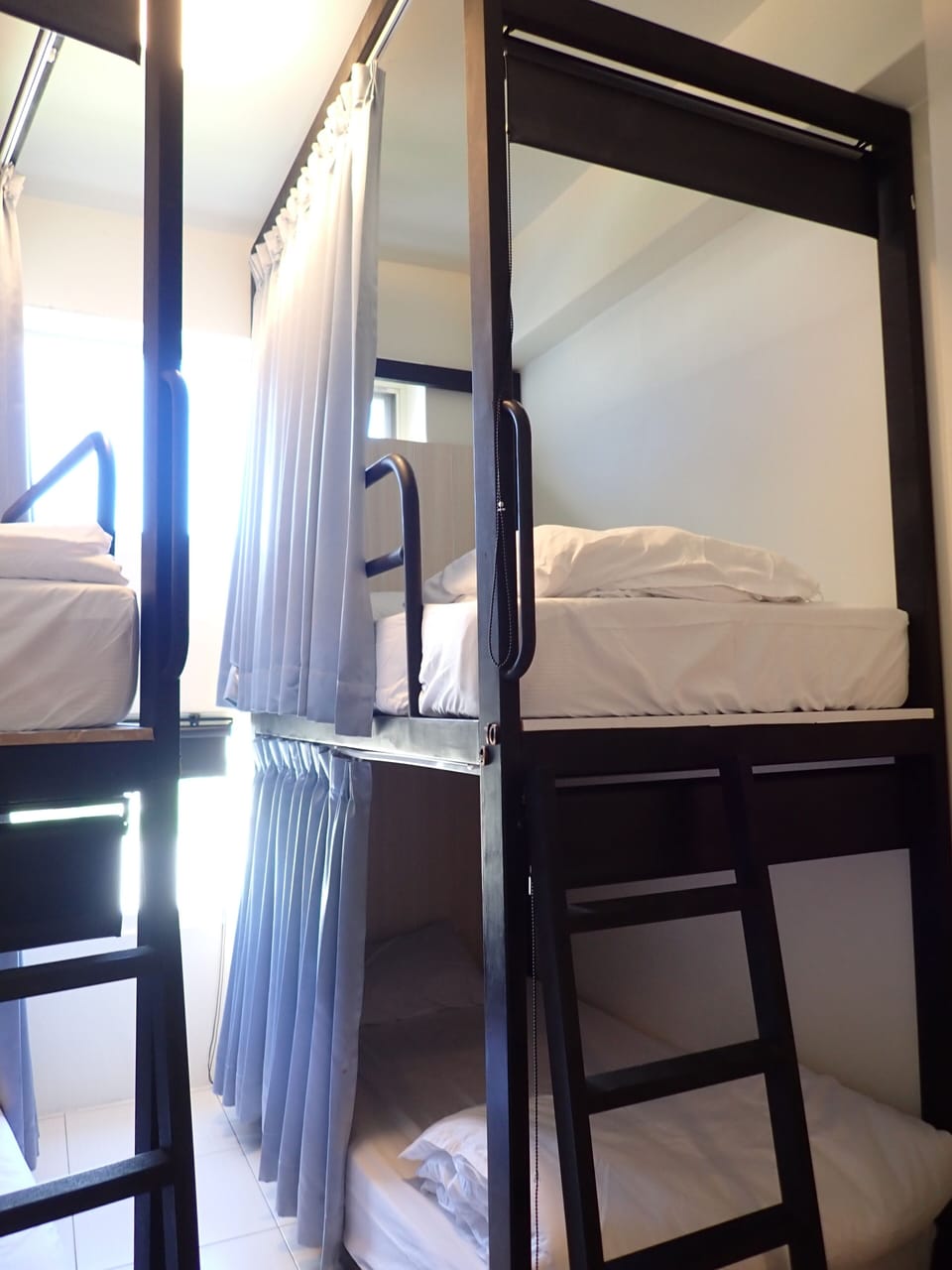Comfort Studio Suite, Mixed Dorm, Non Smoking, Kitchen | Premium bedding, pillowtop beds, in-room safe, blackout drapes