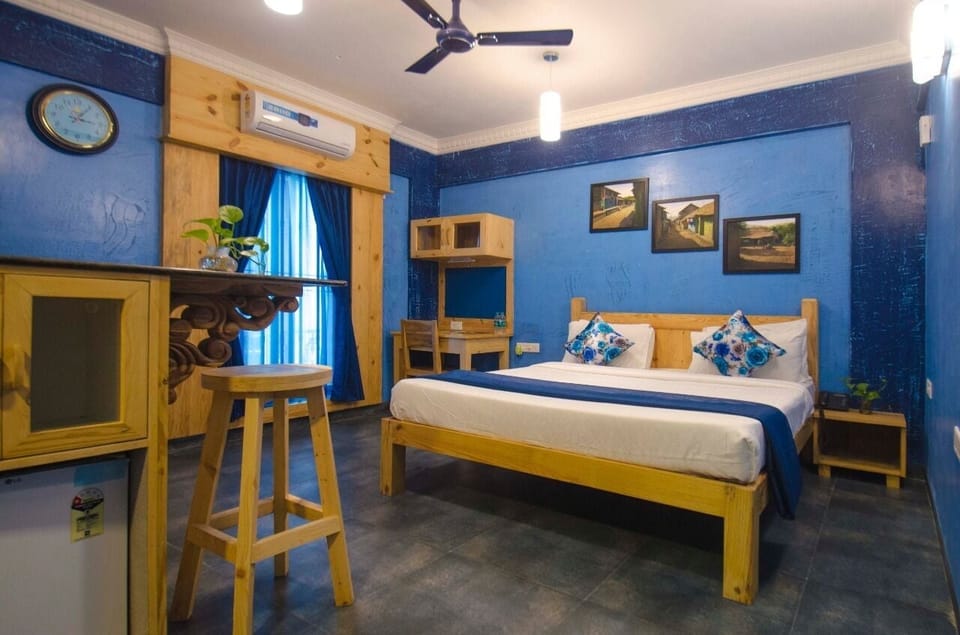 Superior Studio | Individually decorated, individually furnished, desk, laptop workspace