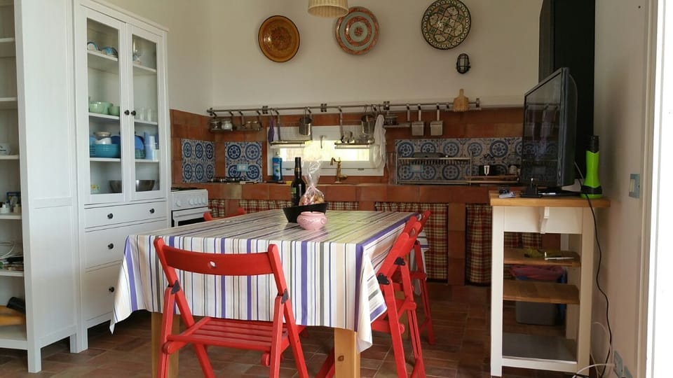 Villa, 2 Bedrooms, Smoking, Private Pool | Interior