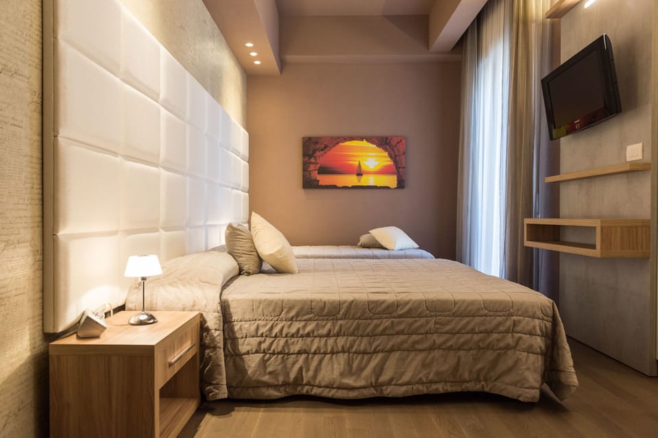 Double Room (with extra bed) | Premium bedding, minibar, in-room safe, desk