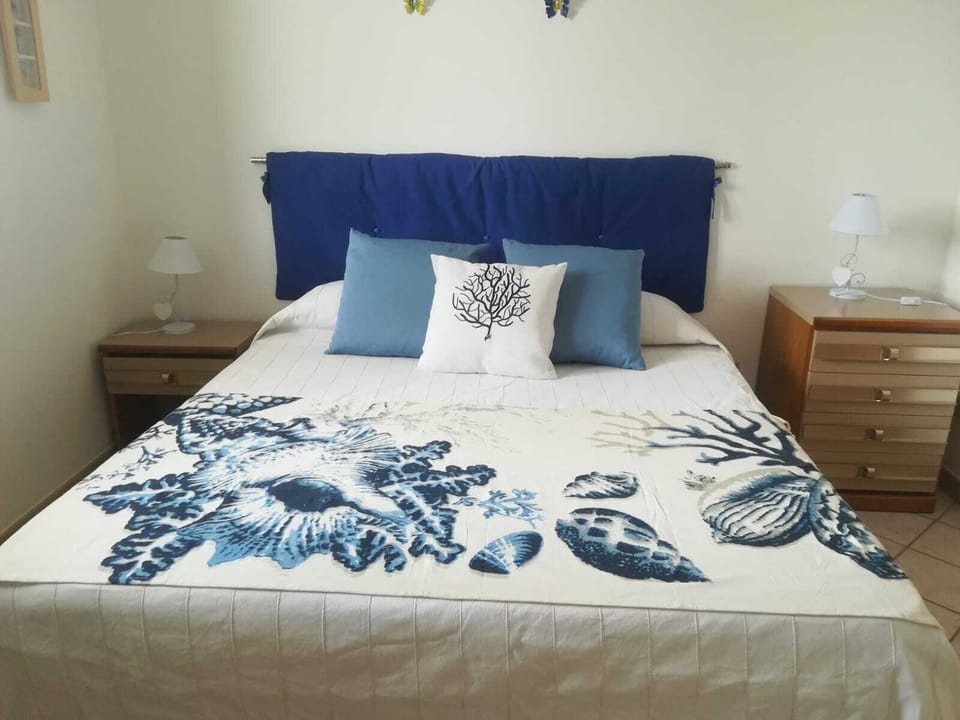 Apartment, 2 Bedrooms, Smoking, Balcony | 2 bedrooms