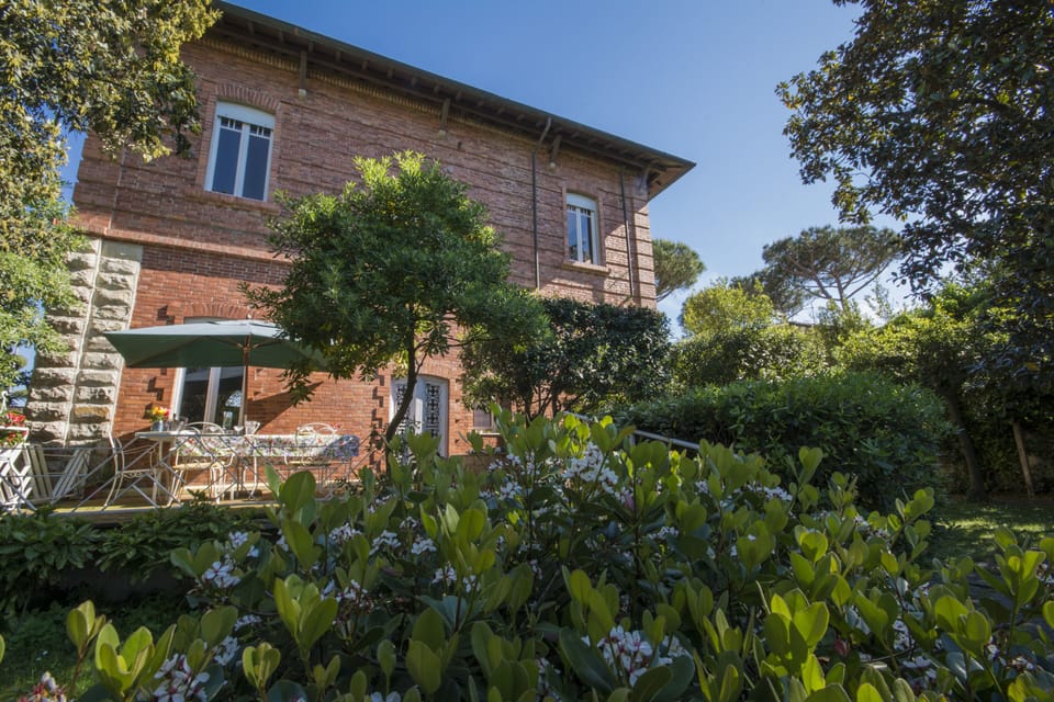 Villa, 5 Bedrooms, Smoking, Balcony | Exterior