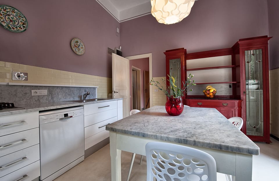 Villa, 5 Bedrooms, Smoking, Balcony | Interior