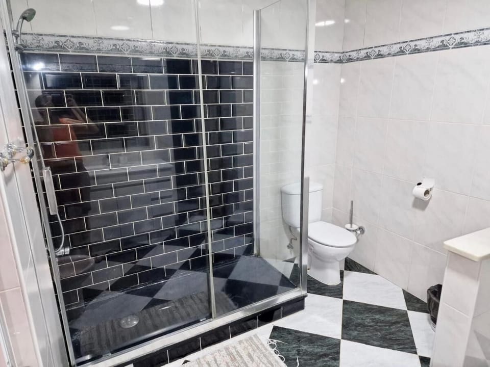 Ema Guest House Bed and Breakfast in Lisbon