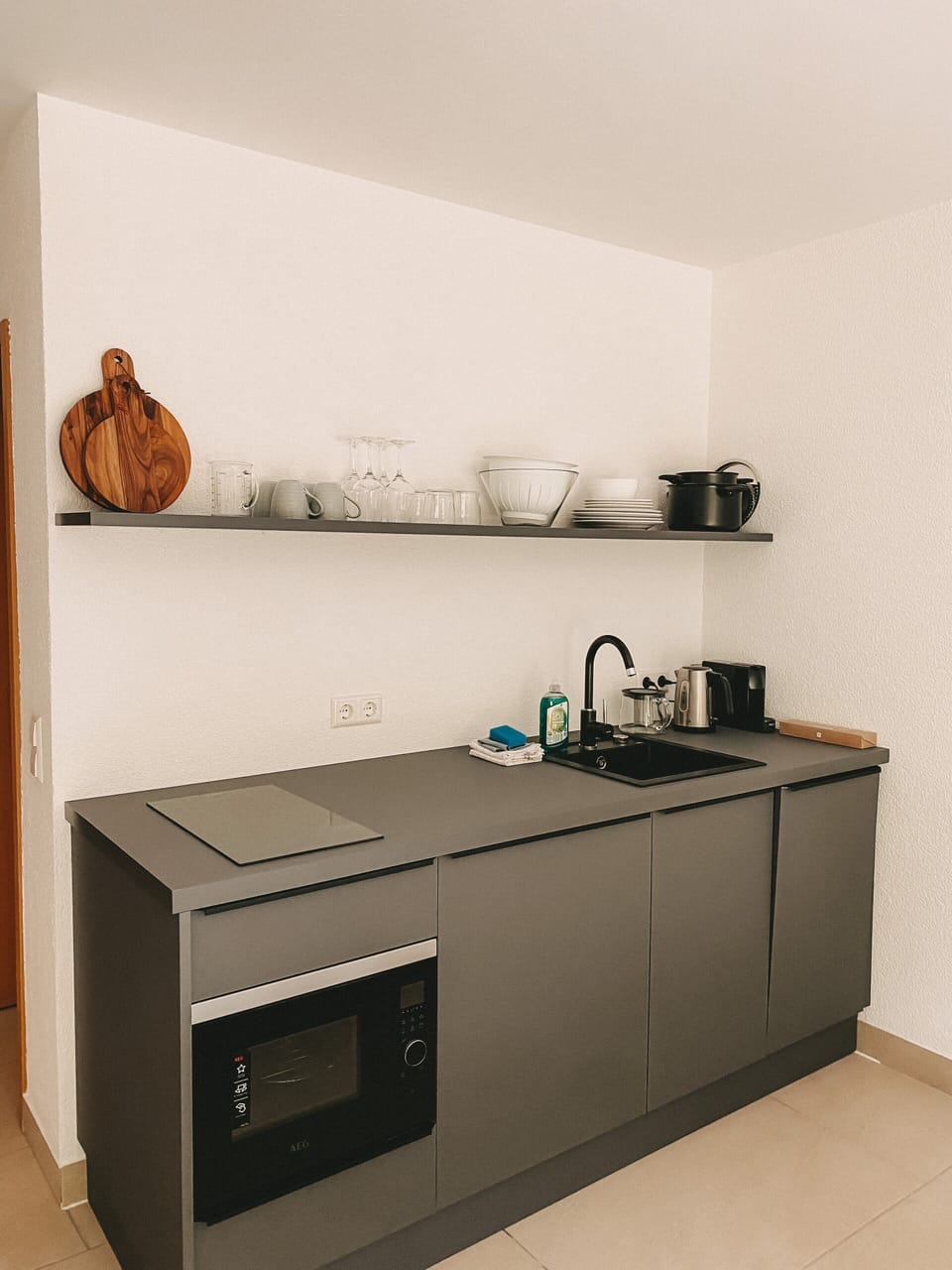 Deluxe Studio | Private kitchen | Full-size fridge, stovetop, dishwasher, espresso maker