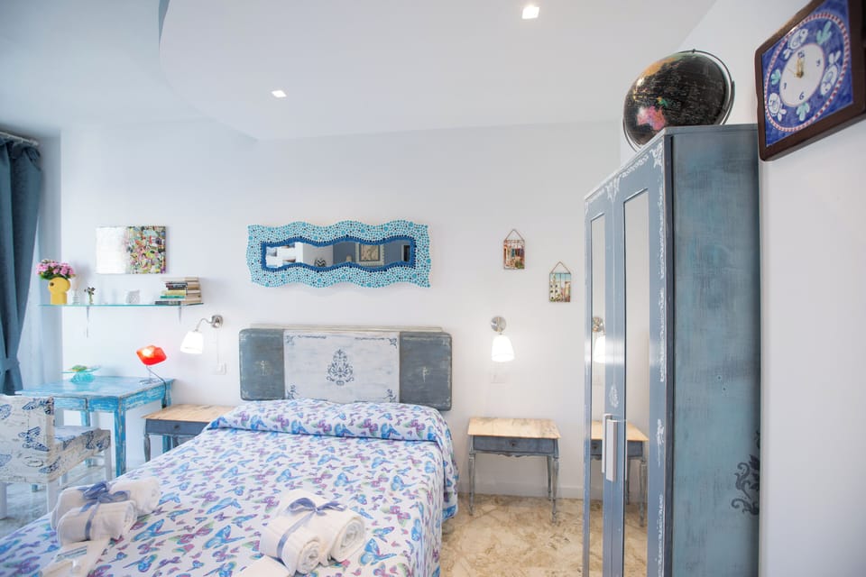 Room, 1 Bedroom, Balcony, City View | 1 bedroom, minibar, soundproofing