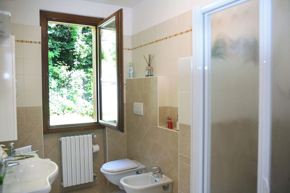 Apartment, 2 Bedrooms, Smoking, Patio | Bathroom | Free toiletries, hair dryer, bidet, towels