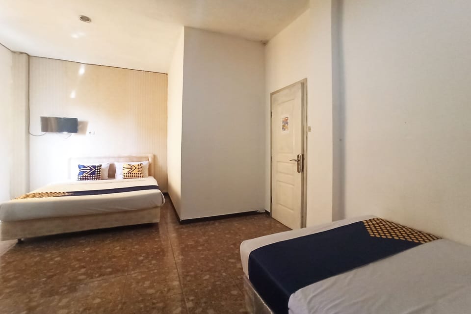 Economy Triple Room | WiFi (free)