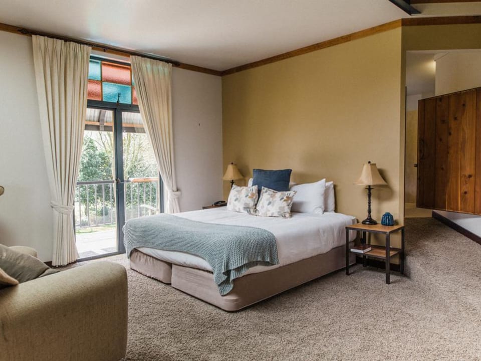 Deluxe Suite | Premium bedding, individually decorated, individually furnished, desk