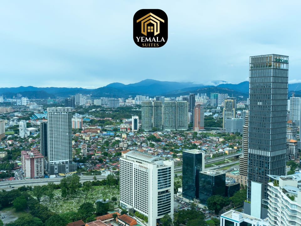 Three Bedrooms Apartment | City view
