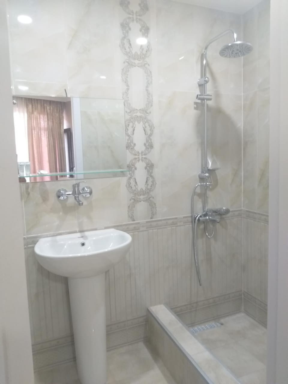 Shower, rainfall showerhead, hair dryer, slippers