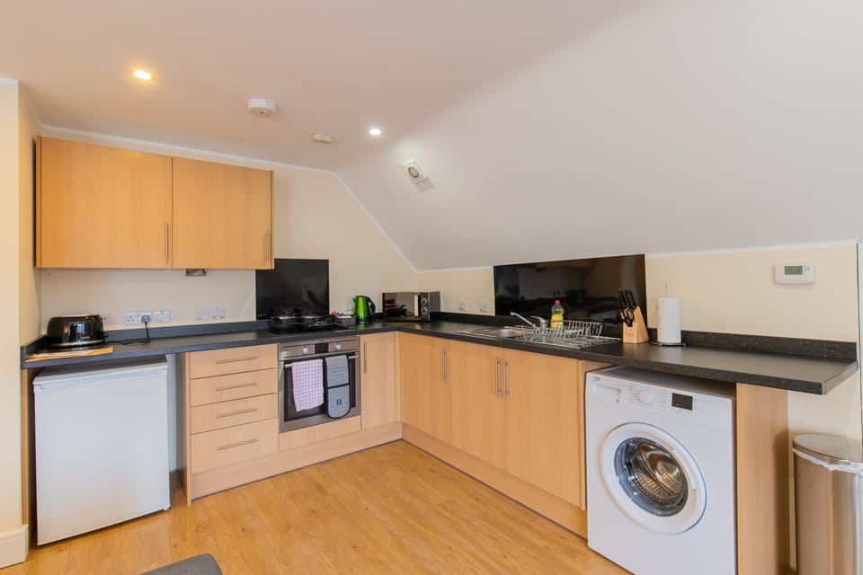 Deluxe Apartment, Private Bathroom, City View (2 bedroom Penthouse) | Miscellaneous