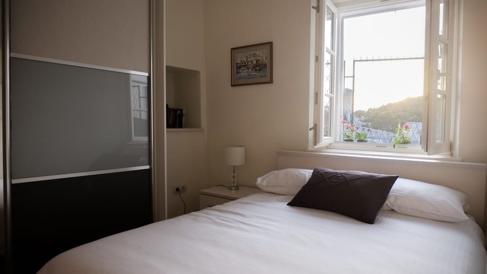 Apartment, 2 Bedrooms | 2 bedrooms, premium bedding, down comforters, desk