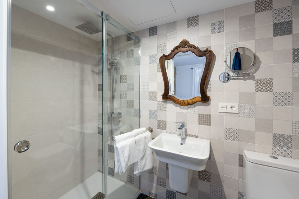 Classic Double Room, 2 Twin Beds | Egyptian cotton sheets, premium bedding, down comforters