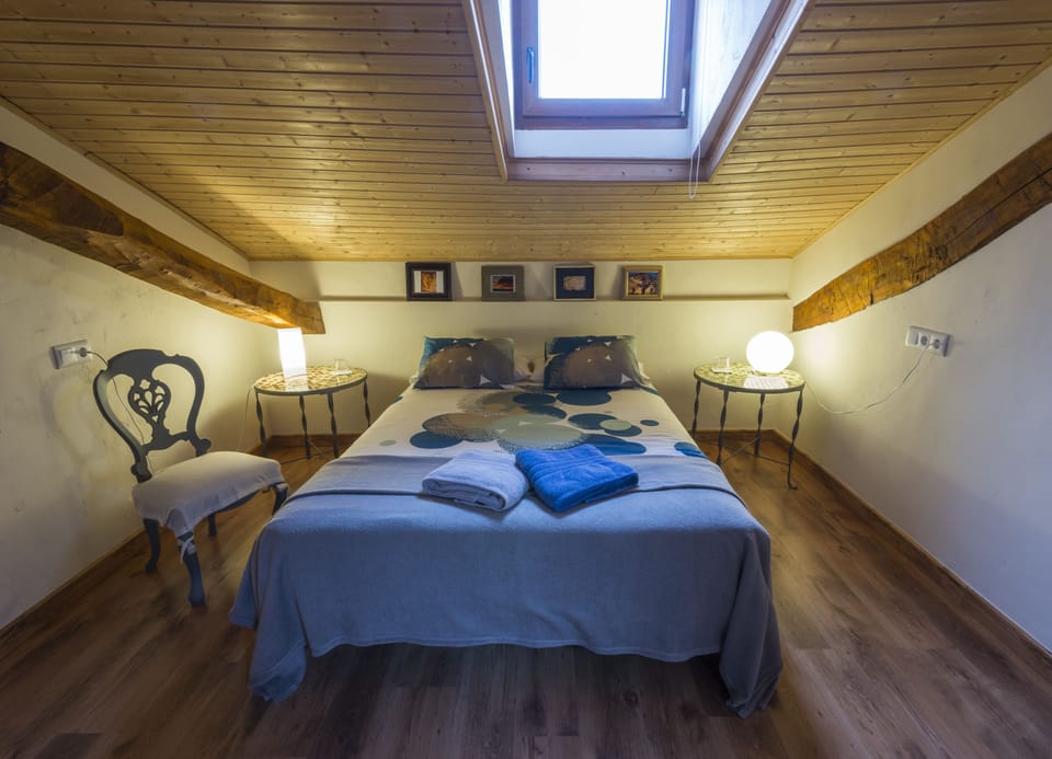 Double or Twin Room | Free rollaway beds, free WiFi, bed sheets