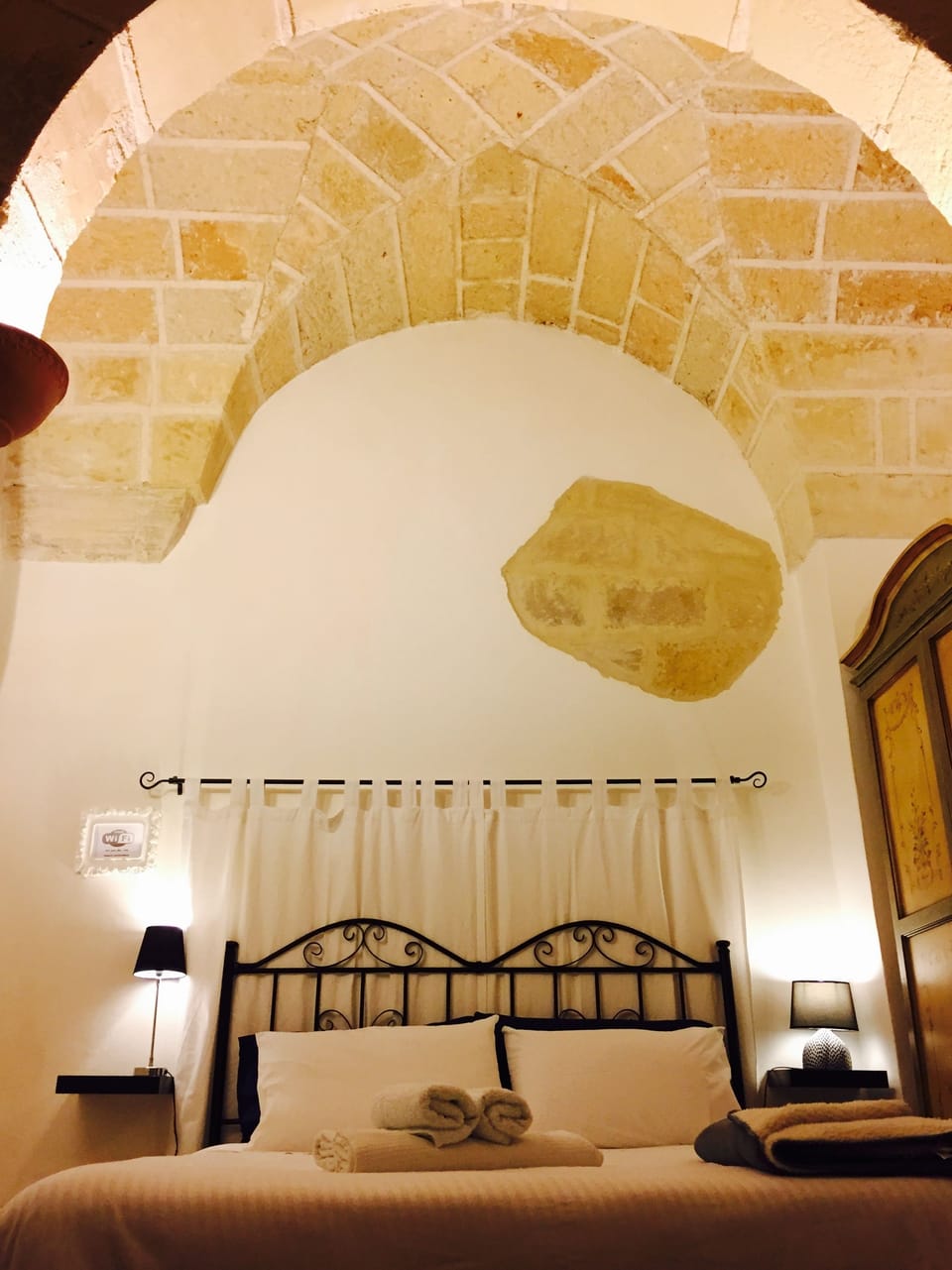 Comfort Double or Twin Room, 1 Bedroom, Non Smoking, Ground Floor | Hypo-allergenic bedding, down comforters, individually decorated