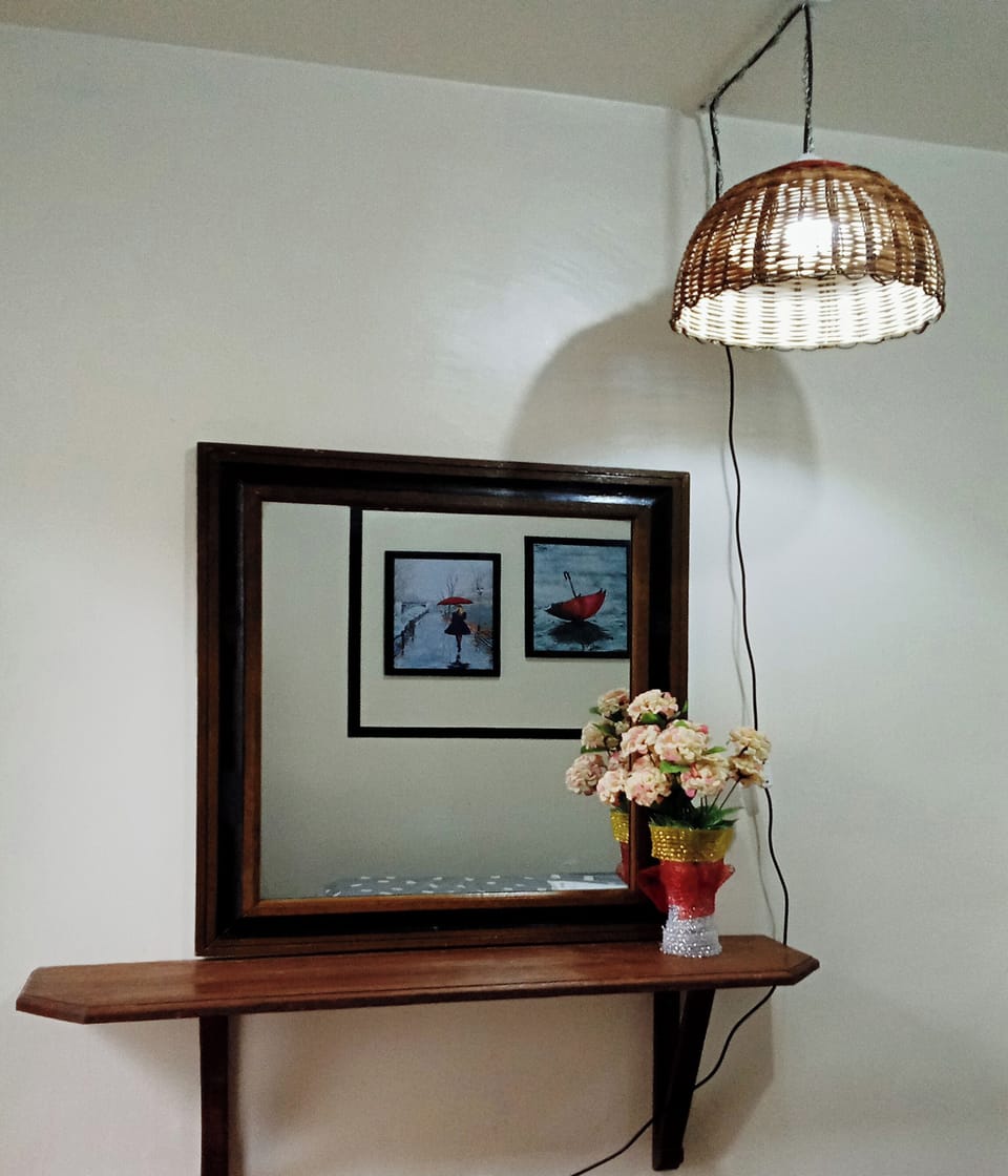 Rm 105 at Liezel's B&B, 1- 3 people | Individually decorated, individually furnished, bed sheets