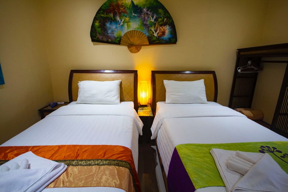 Villa, 1 Bedroom, Non Smoking, Kitchen | 1 bedroom, individually decorated, desk, free WiFi