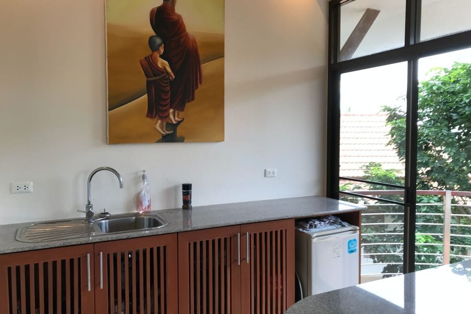 Villa, 3 Bedrooms, Non Smoking, Kitchen | Private kitchen | Full-size fridge, microwave, oven, stovetop