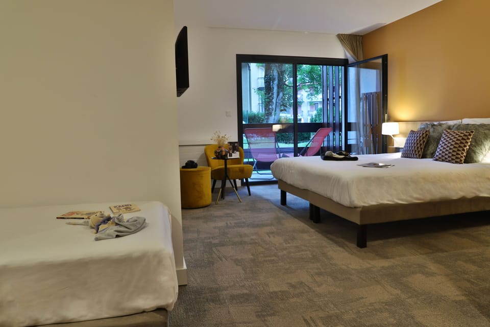 Premium bedding, free WiFi, bed sheets