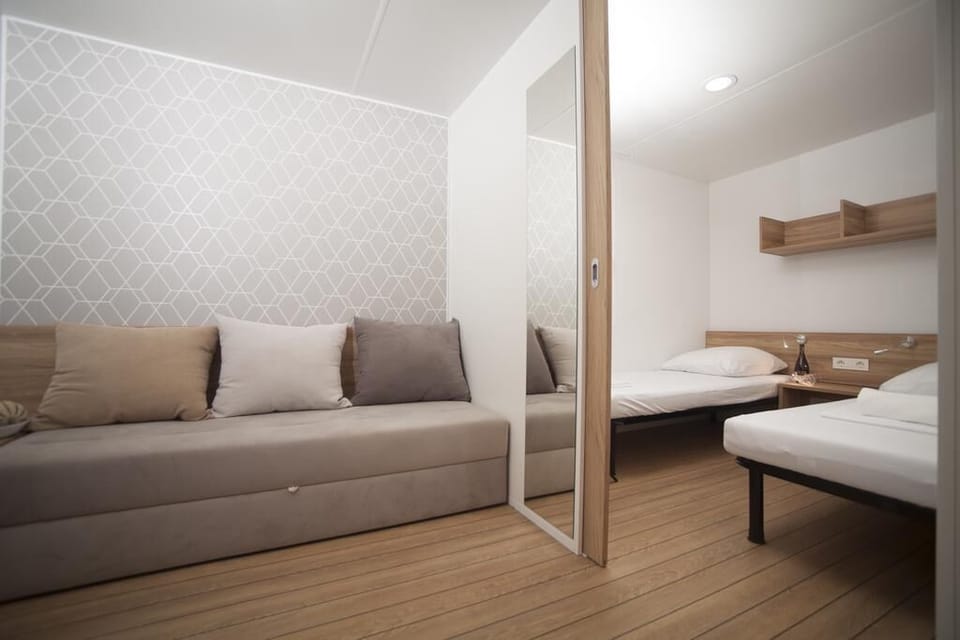 House, 3 Bedrooms | Desk, free WiFi, bed sheets