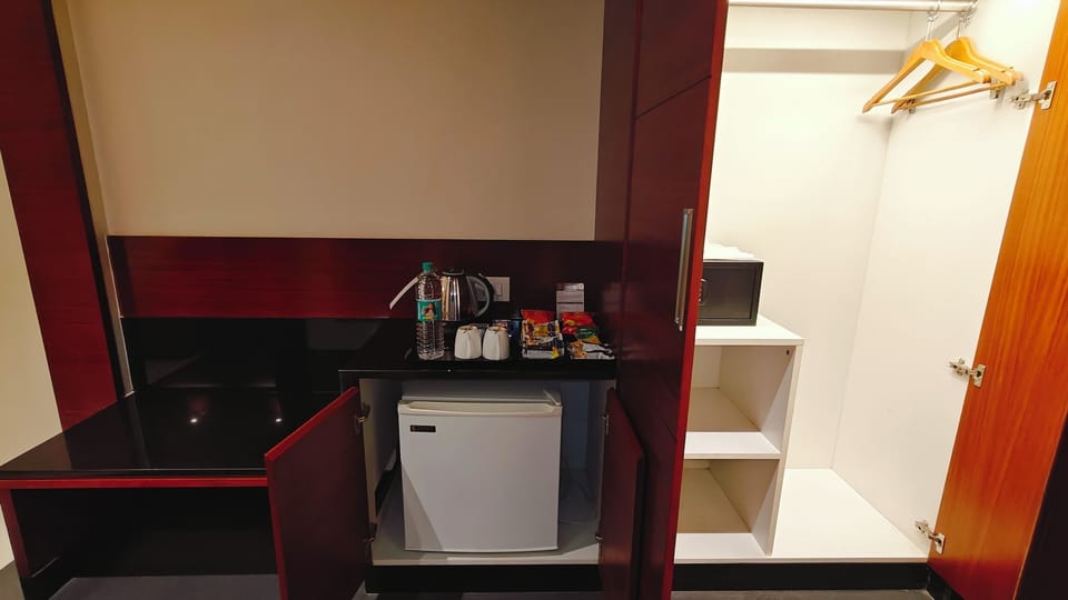 Premium Double or Twin Room | Room amenity