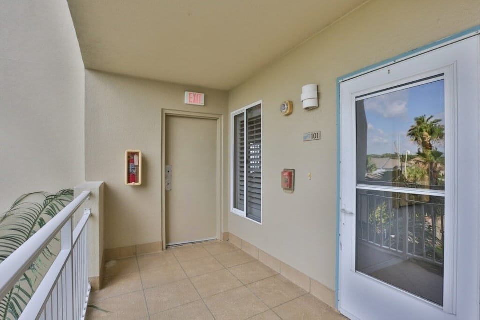 Condo, 3 Bedrooms | Interior
