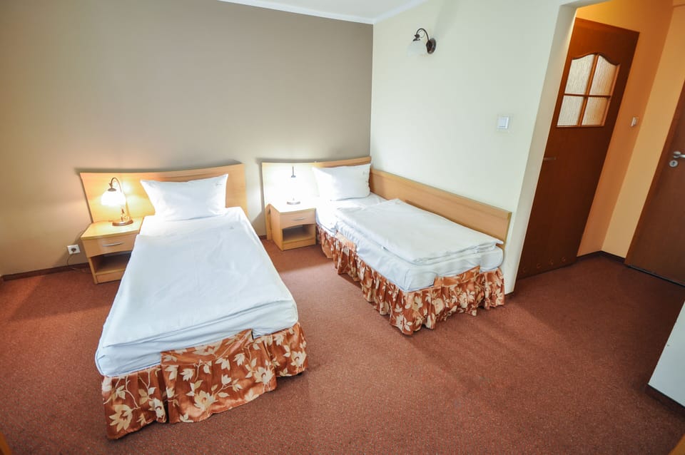 Comfort Double or Twin Room | Desk, laptop workspace, soundproofing, free WiFi